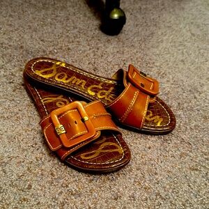 Sam Edelman Brown Sandals with Decorative Buckle and Wood-Like Footbed